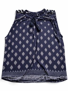 Lucky Brand sleeveless tank top
Size XL
